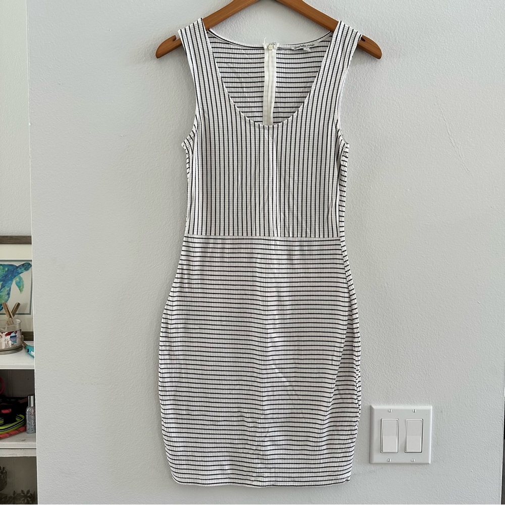 Charolette Russe White & Black Striped Bodycon Sleeveless Dress Size Small